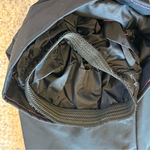 Obermeyer Teen Young Adult Ski Pants Sleek Slim Fit Design Black Bottoms 14/16 - Picture 2 of 13